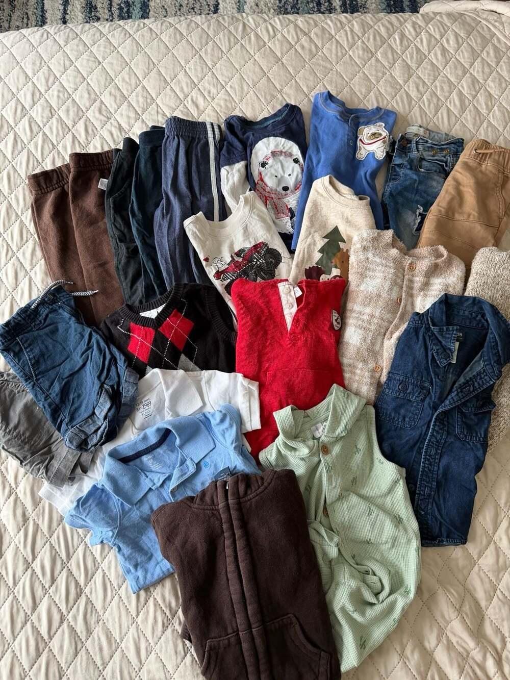 Baby Boy Mixed Brand Clothing Lot
Size 18 - 24Months